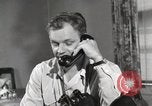 Standbild zivile Flugzeuge spotter United States USA, 1950, aus Sekunde 44 historischem Filmmaterial Videoclip 65675023553