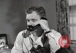 Standbild zivile Flugzeuge spotter United States USA, 1950, aus Sekunde 58 historischem Filmmaterial Videoclip 65675023553