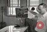 Standbild Männer im Amt United States USA, 1950, aus Sekunde 44 historischem Filmmaterial Videoclip 65675023556