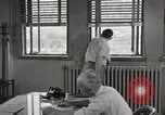Standbild Männer im Amt United States USA, 1950, aus Sekunde 49 historischem Filmmaterial Videoclip 65675023556