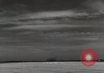 Immagine di F 86 Sabre di velivoli a getto United States USA, 1950, secondo 4 filmato di repertorio 65675023559