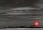 Immagine di F 86 Sabre di velivoli a getto United States USA, 1950, secondo 20 filmato di repertorio 65675023559
