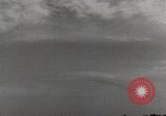 Immagine di F 86 Sabre di velivoli a getto United States USA, 1950, secondo 47 filmato di repertorio 65675023559