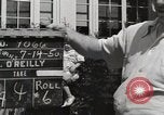 Immagine di Guardare la famiglia di aeromobili United States USA, 1950, secondo 50 filmato di repertorio 65675023560