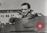 Immagine di Il tedesco Neger one-man carrier a siluro craft Lubeck Germania, 1944, secondo 31 filmato di repertorio 65675023573
