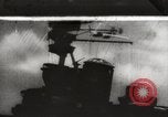 Immagine di Dissipatore di giapponese di Prince of Wales e la Repulse Singapore, 1941, secondo 16 filmato di repertorio 65675023574