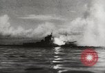 Immagine di Dissipatore di giapponese di Prince of Wales e la Repulse Singapore, 1941, secondo 17 filmato di repertorio 65675023574
