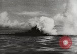 Immagine di Dissipatore di giapponese di Prince of Wales e la Repulse Singapore, 1941, secondo 19 filmato di repertorio 65675023574