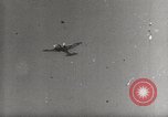 Immagine di Dissipatore di giapponese di Prince of Wales e la Repulse Singapore, 1941, secondo 20 filmato di repertorio 65675023574