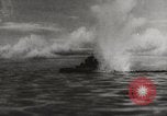 Immagine di Dissipatore di giapponese di Prince of Wales e la Repulse Singapore, 1941, secondo 24 filmato di repertorio 65675023574