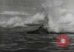 Immagine di Dissipatore di giapponese di Prince of Wales e la Repulse Singapore, 1941, secondo 25 filmato di repertorio 65675023574