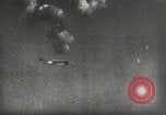 Immagine di Dissipatore di giapponese di Prince of Wales e la Repulse Singapore, 1941, secondo 27 filmato di repertorio 65675023574