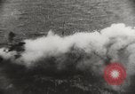 Immagine di Dissipatore di giapponese di Prince of Wales e la Repulse Singapore, 1941, secondo 44 filmato di repertorio 65675023574