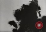 Immagine di Dissipatore di giapponese di Prince of Wales e la Repulse Singapore, 1941, secondo 57 filmato di repertorio 65675023574