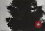 Immagine di Dissipatore di giapponese di Prince of Wales e la Repulse Singapore, 1941, secondo 60 filmato di repertorio 65675023574