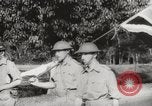 Immagine di Ufficiali britannici di rinuncia Singapore, 1942, secondo 8 filmato di repertorio 65675023575