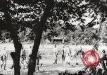 Immagine di Ufficiali britannici di rinuncia Singapore, 1942, secondo 12 filmato di repertorio 65675023575