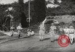 Immagine di Ufficiali britannici di rinuncia Singapore, 1942, secondo 26 filmato di repertorio 65675023575