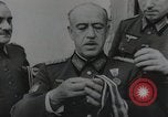 Image Colonel allemand général Georg Lindemann sur front de l'Est Italie, 1943, de la seconde 24 séquences d'archives historiques vidéo 65675023579