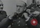 Image Colonel allemand général Georg Lindemann sur front de l'Est Italie, 1943, de la seconde 26 séquences d'archives historiques vidéo 65675023579