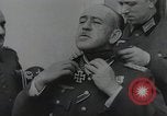Image Colonel allemand général Georg Lindemann sur front de l'Est Italie, 1943, de la seconde 30 séquences d'archives historiques vidéo 65675023579