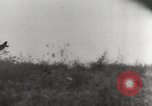 Image artilleurs antiaériens allemands bataille des attaques par des bombardiers soviétiques Crimée, 1941, de la seconde 24 séquences d'archives historiques vidéo 65675023585