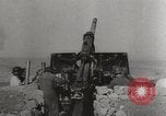 Image artilleurs antiaériens allemands bataille des attaques par des bombardiers soviétiques Crimée, 1941, de la seconde 35 séquences d'archives historiques vidéo 65675023585