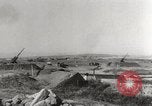 Image artilleurs antiaériens allemands bataille des attaques par des bombardiers soviétiques Crimée, 1941, de la seconde 45 séquences d'archives historiques vidéo 65675023585