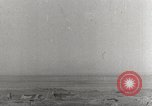 Image artilleurs antiaériens allemands bataille des attaques par des bombardiers soviétiques Crimée, 1941, de la seconde 51 séquences d'archives historiques vidéo 65675023585