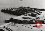 Immagine di Treni e camion a tedesco porto militare Kerch Crimea, 1941, secondo 6 filmato di repertorio 65675023586