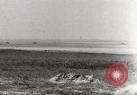 Immagine di Treni e camion a tedesco porto militare Kerch Crimea, 1941, secondo 33 filmato di repertorio 65675023586
