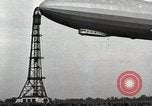Standbild USA Marineluftschiff Los Angeles Dearborn Michigan USA, 1924, aus Sekunde 30 historischem Filmmaterial Videoclip 65675023589