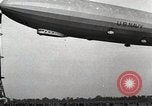 Standbild USA Marineluftschiff Los Angeles Dearborn Michigan USA, 1924, aus Sekunde 34 historischem Filmmaterial Videoclip 65675023589