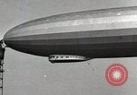 Standbild USA Marineluftschiff Los Angeles Dearborn Michigan USA, 1924, aus Sekunde 46 historischem Filmmaterial Videoclip 65675023589