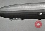 Standbild USA Marineluftschiff Los Angeles Dearborn Michigan USA, 1924, aus Sekunde 48 historischem Filmmaterial Videoclip 65675023589