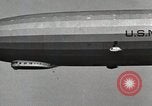 Standbild USA Marineluftschiff Los Angeles Dearborn Michigan USA, 1924, aus Sekunde 50 historischem Filmmaterial Videoclip 65675023589