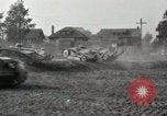 Standbild M1918 Panzer testen Michigan United States USA, 1918, aus Sekunde 42 historischem Filmmaterial Videoclip 65675023590