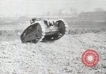 Standbild M1918 Panzer testen Michigan United States USA, 1918, aus Sekunde 57 historischem Filmmaterial Videoclip 65675023590