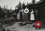 Standbild Holz Mühle Arbeitnehmer United States USA, 1926, aus Sekunde 36 historischem Filmmaterial Videoclip 65675023600