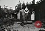 Standbild Holz Mühle Arbeitnehmer United States USA, 1926, aus Sekunde 38 historischem Filmmaterial Videoclip 65675023600