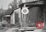 Standbild Holz Mühle Arbeitnehmer United States USA, 1926, aus Sekunde 43 historischem Filmmaterial Videoclip 65675023600