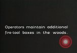 Standbild Holz Mühle Arbeitnehmer United States USA, 1926, aus Sekunde 50 historischem Filmmaterial Videoclip 65675023601