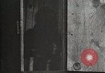 Standbild Holz Mühle Arbeitnehmer United States USA, 1926, aus Sekunde 60 historischem Filmmaterial Videoclip 65675023601