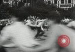 Immagine di City College studenti rompere snake dance New York United States USA, 1931, secondo 20 filmato di repertorio 65675023613