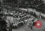 Immagine di City College studenti rompere snake dance New York United States USA, 1931, secondo 25 filmato di repertorio 65675023613