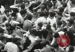 Immagine di City College studenti rompere snake dance New York United States USA, 1931, secondo 45 filmato di repertorio 65675023613