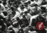 Immagine di City College studenti rompere snake dance New York United States USA, 1931, secondo 46 filmato di repertorio 65675023613