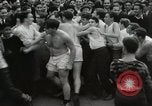 Immagine di City College studenti rompere snake dance New York United States USA, 1931, secondo 54 filmato di repertorio 65675023613
