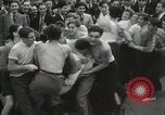 Immagine di City College studenti rompere snake dance New York United States USA, 1931, secondo 59 filmato di repertorio 65675023613