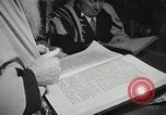 Standbild jüdischen Neues Jahr Feier New York United States USA, 1934, aus Sekunde 19 historischem Filmmaterial Videoclip 65675023616